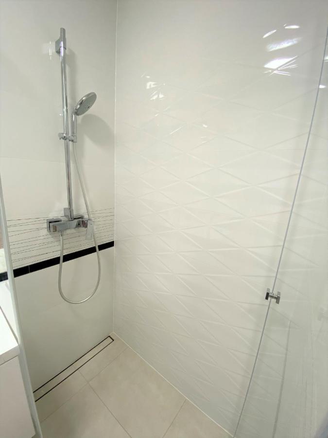 Exclusive 2Br! Apartment In Center +Netflix +Gym Varsovie Extérieur photo