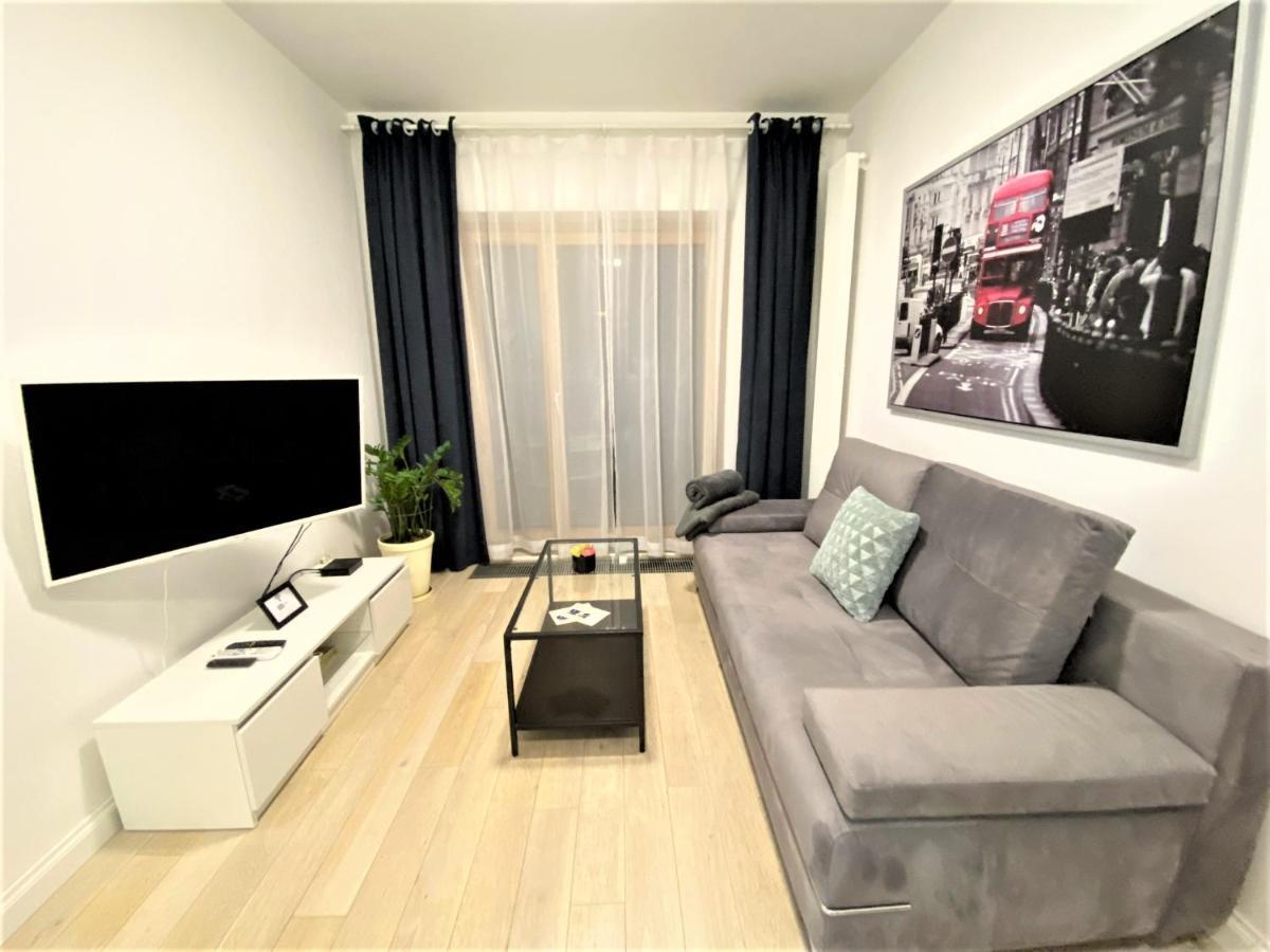 Exclusive 2Br! Apartment In Center +Netflix +Gym Varsovie Extérieur photo