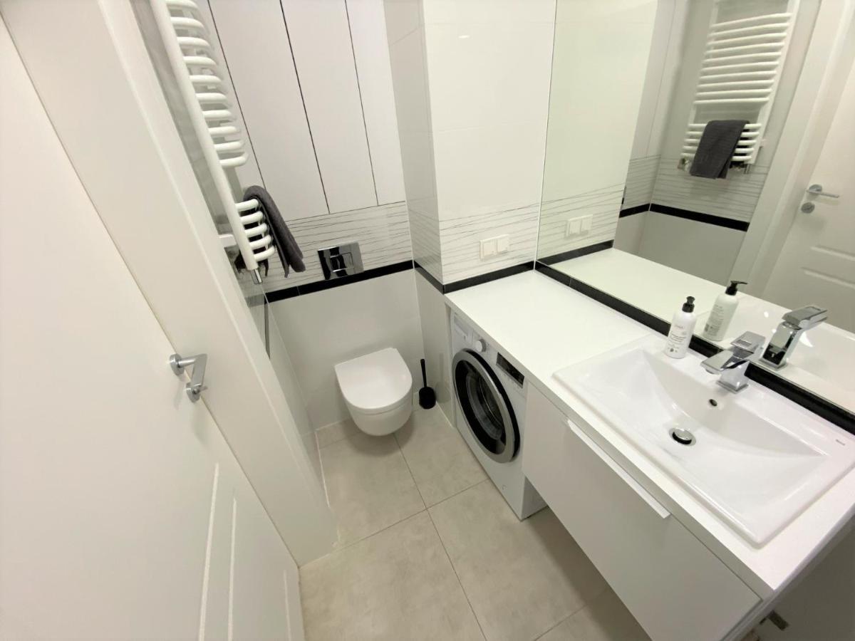 Exclusive 2Br! Apartment In Center +Netflix +Gym Varsovie Extérieur photo