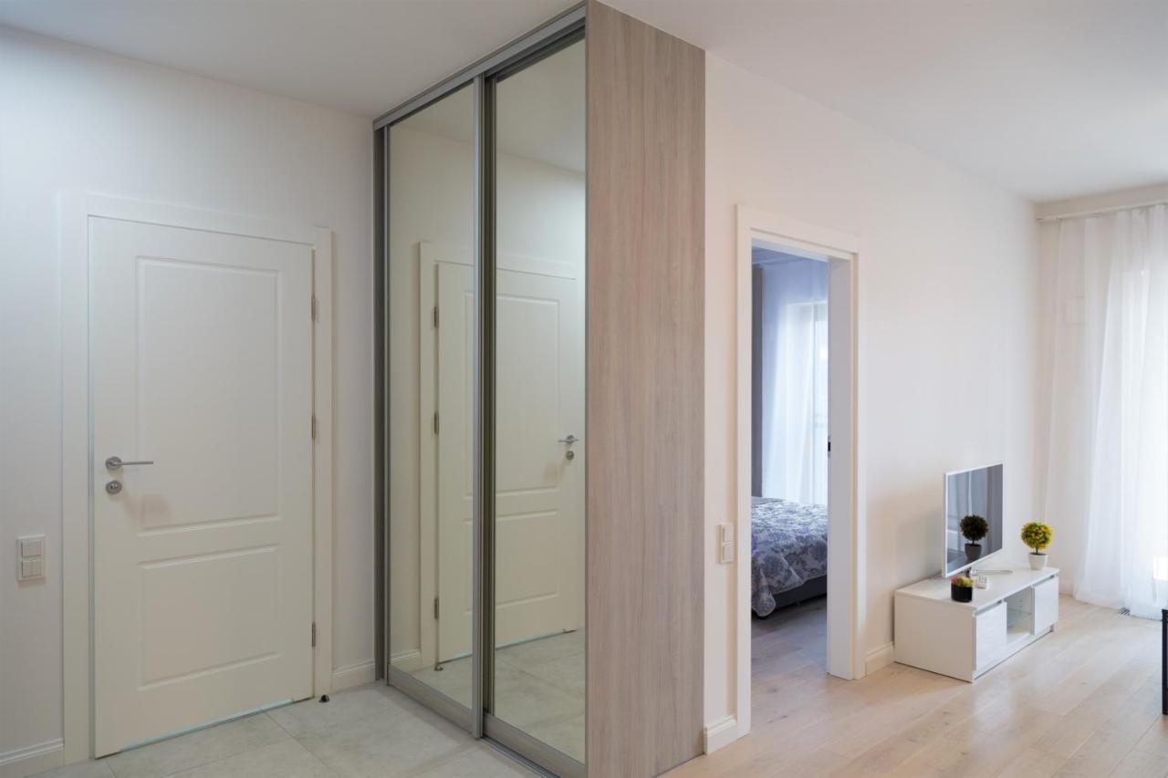 Exclusive 2Br! Apartment In Center +Netflix +Gym Varsovie Extérieur photo