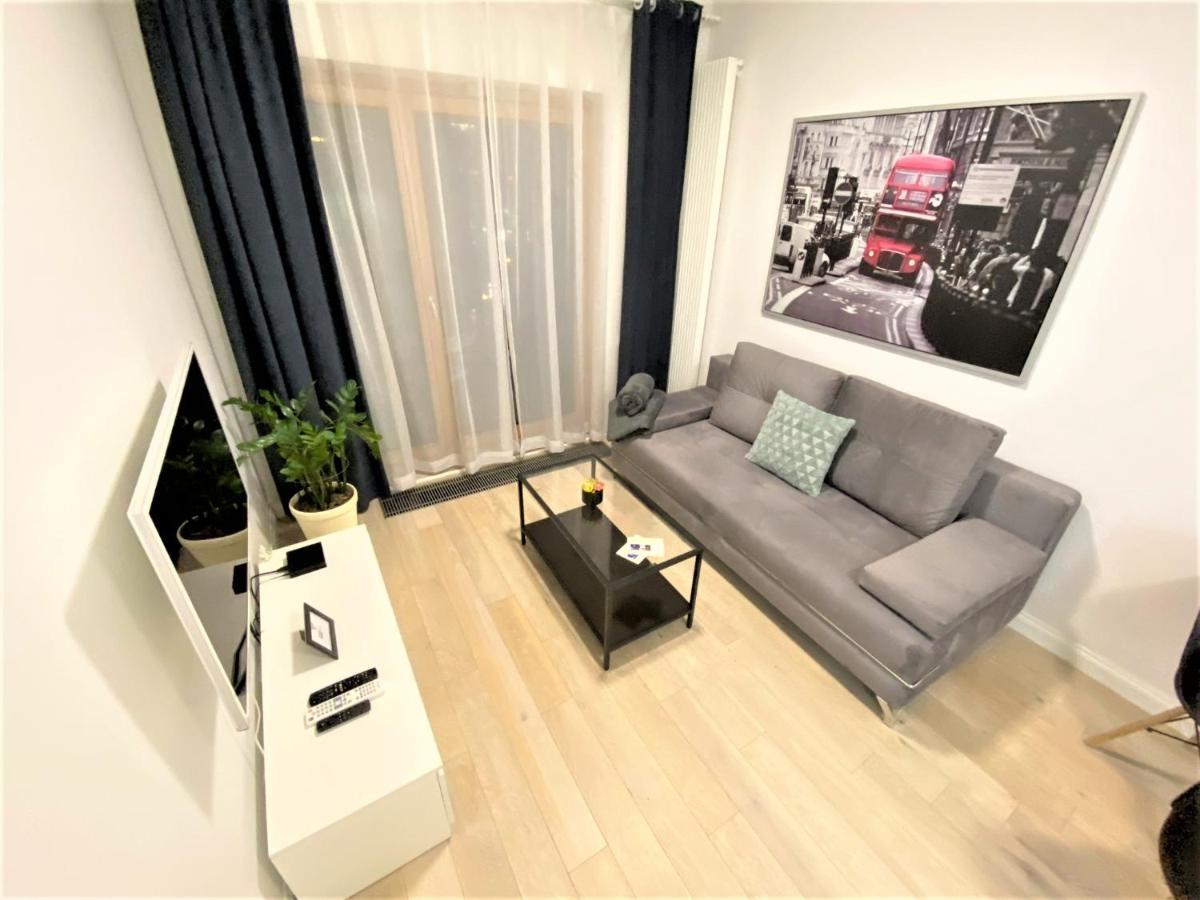 Exclusive 2Br! Apartment In Center +Netflix +Gym Varsovie Extérieur photo