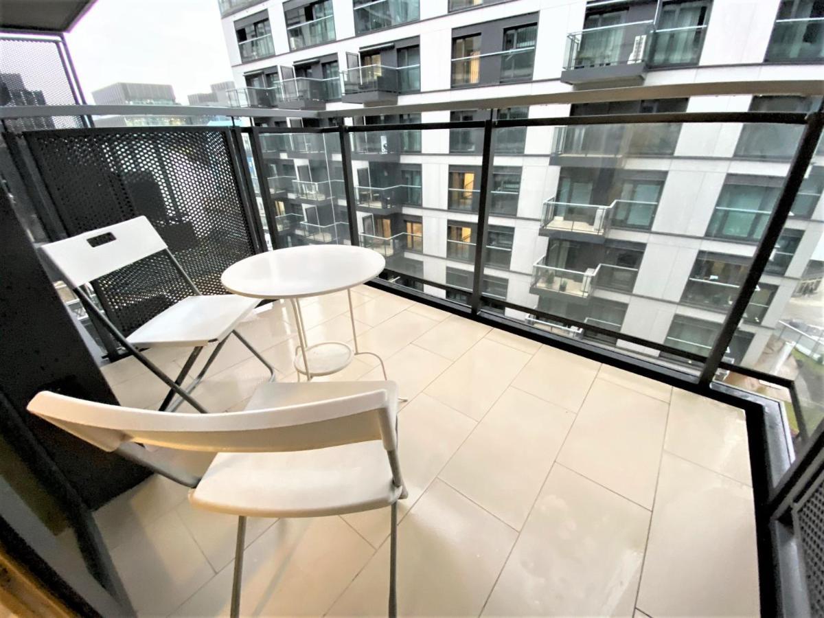 Exclusive 2Br! Apartment In Center +Netflix +Gym Varsovie Extérieur photo
