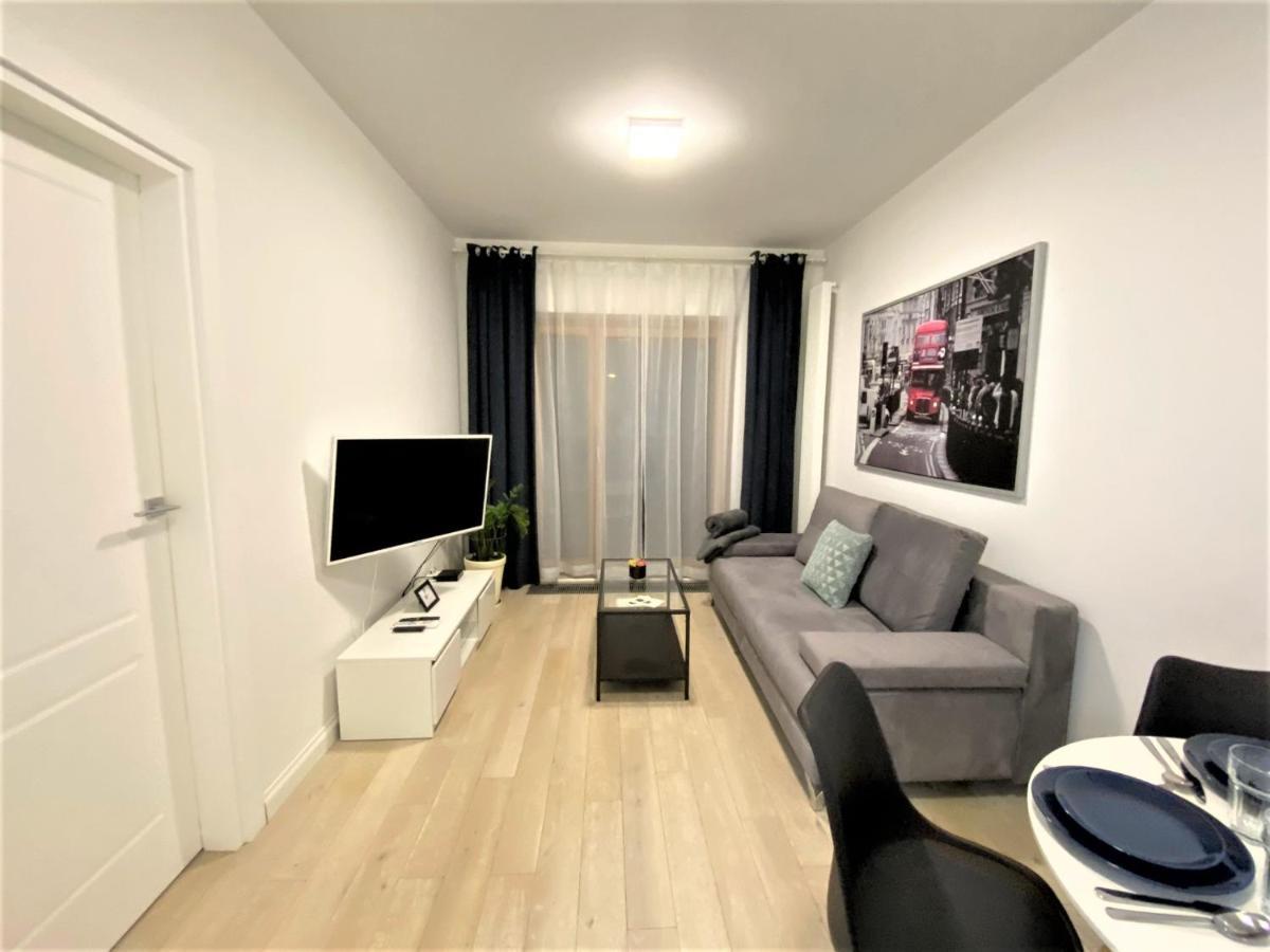 Exclusive 2Br! Apartment In Center +Netflix +Gym Varsovie Extérieur photo